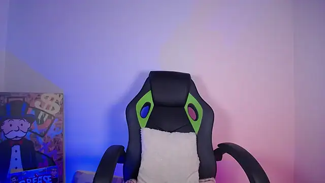 PrincessEmily 69 online show from March 25, 10:12 pm