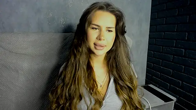 SuraMune online show from March 21, 12:10 pm