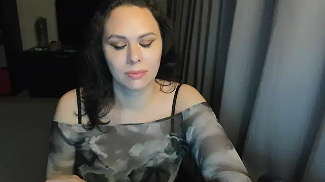 MollyCheiz online show from October 21, 3:27 pm