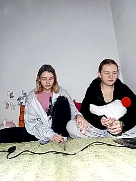 ella grays online show from February 11, 5:14 pm