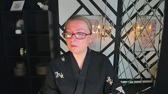 Snapshot of AlexandraKind chatting on October 3, 1:38 pm AlexandraKind online show from October 3, 1:38 pm