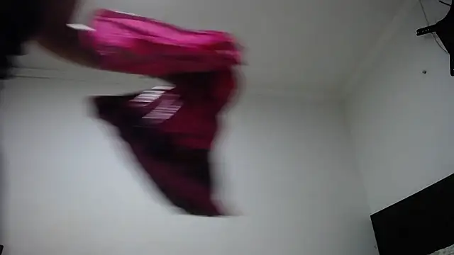 princehermosa44 online show from November 11, 11:24 pm