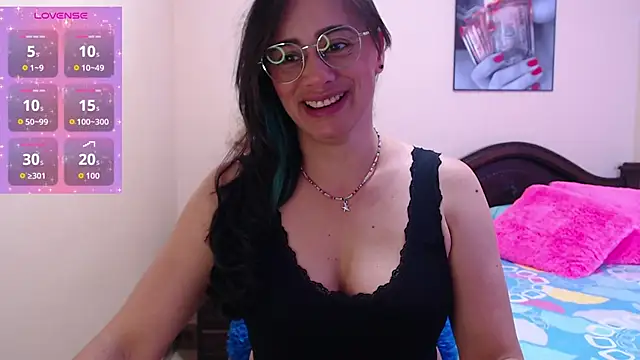 sara florez1 online show from November 7, 11:27 am