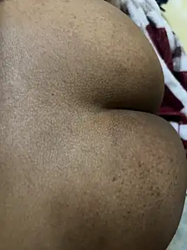 aprivatecouple online show from February 3, 5:39 pm