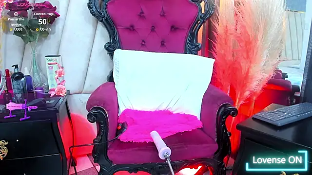 Madison-Diaz online show from March 15, 1:46 pm