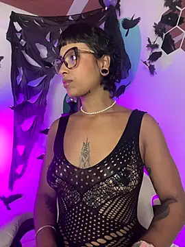 LollaByer online show from October 27, 9:20 pm