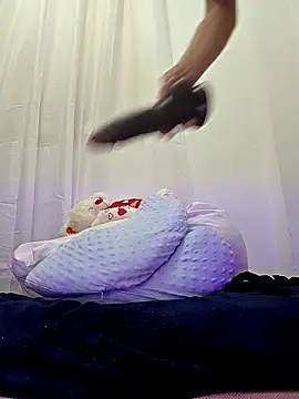 NeredaXxx online show from November 15, 10:22 pm