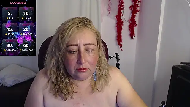 Xileny-Halliwey online show from February 12, 5:58 pm