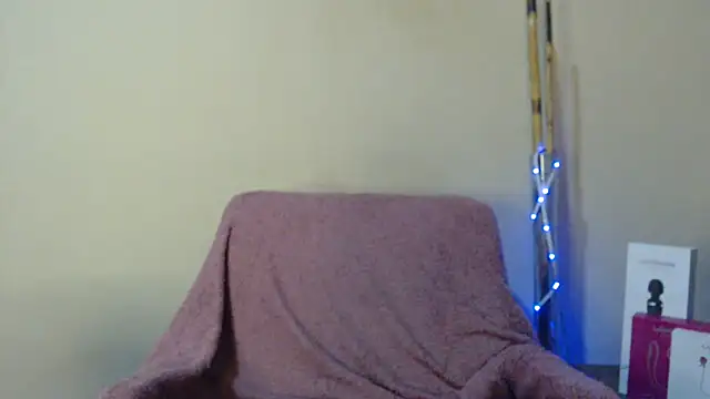 natgirlnatural online show from April 1, 7:44 pm