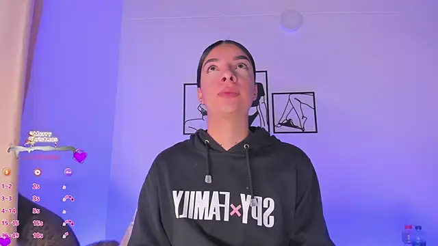 777AylinZ online show from December 15, 11:59 am