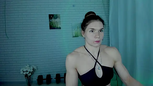 Lisa Ray online show from November 10, 11:33 pm