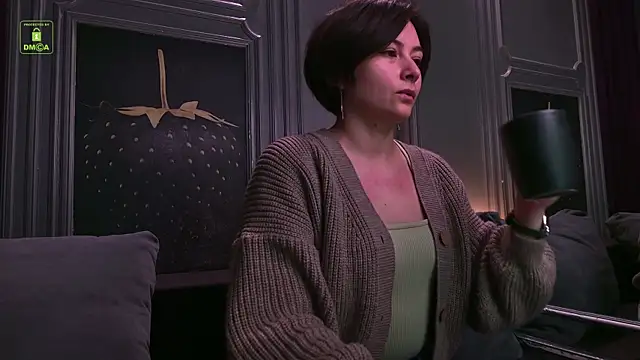 Ishtar Divine online show from March 3, 4:18 am