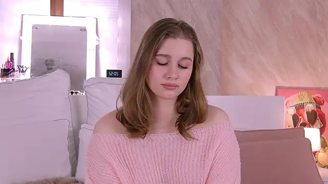 EllieHayes online show from October 6, 5:51 pm