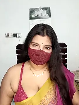 Hot-Angel  online show from April 22, 7:33 pm