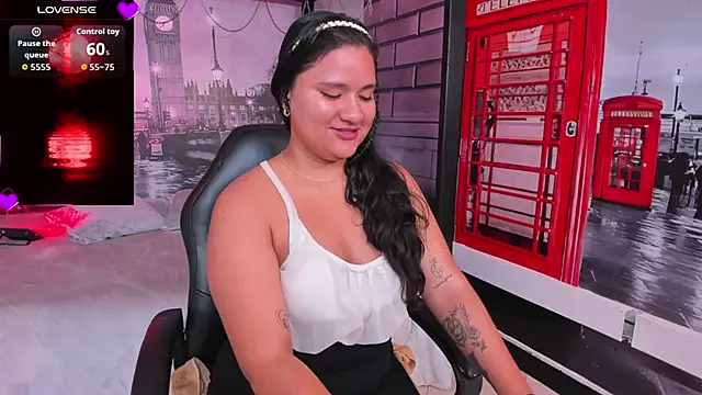 natasha adams22 online show from November 11, 11:35 pm