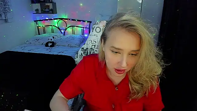 LinaTruly online show from November 3, 9:41 pm