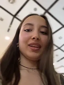 VelvetVixenI online show from April 8, 2:52 pm