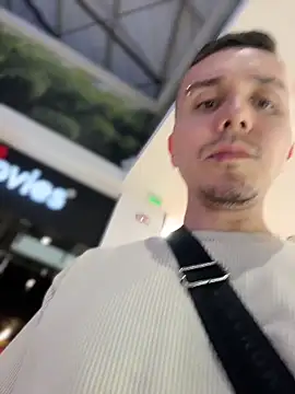 adam-rivera online show from April 12, 11:39 pm