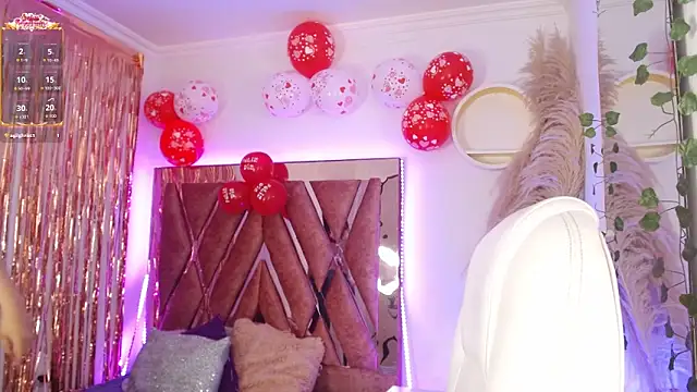 Aurora Brownn online show from February 19, 4:23 am