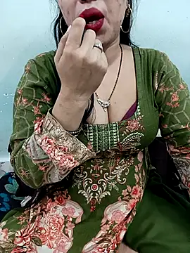 Haniya-143 online show from December 19, 11:30 pm