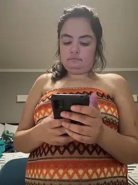 littlemissbabycakes online show from February 6, 4:27 am