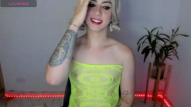 ashley sans2000 online show from November 28, 10:18 am