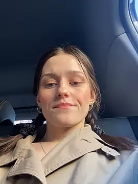 Mia Mia M online show from March 28, 2:38 pm