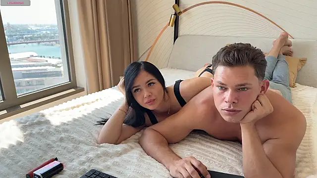 BestModelsDuo online show from July 14, 1:05 pm