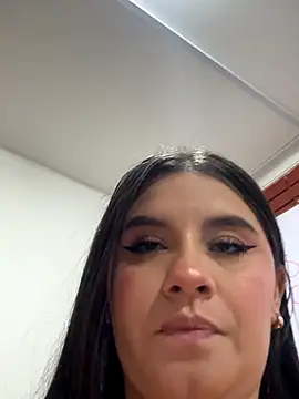 SaraBraun  online show from October 9, 8:13 pm