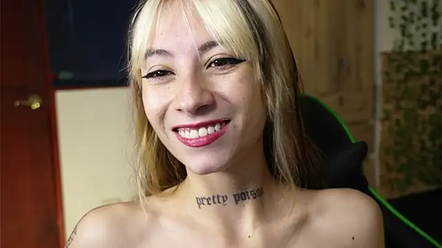 Michell Wallker online show from February 10, 1:47 pm