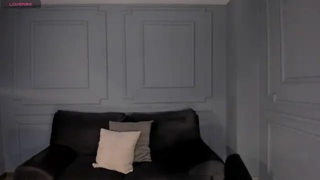 MiaFarrell  online show from November 2, 11:24 am