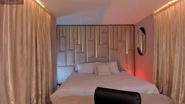 MiaFarrell  online show from January 13, 6:12 pm