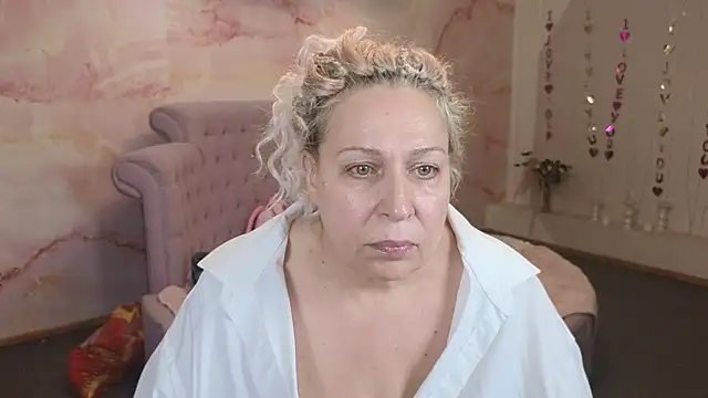 Penelope Pinky online show from October 29, 2:31 pm