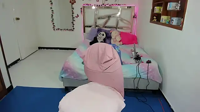 perlabeautiful online show from October 6, 7:51 pm