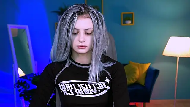 JadeCastle  online show from November 5, 3:45 am