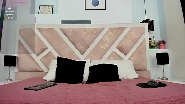 hotmature1 online show from March 27, 12:06 pm