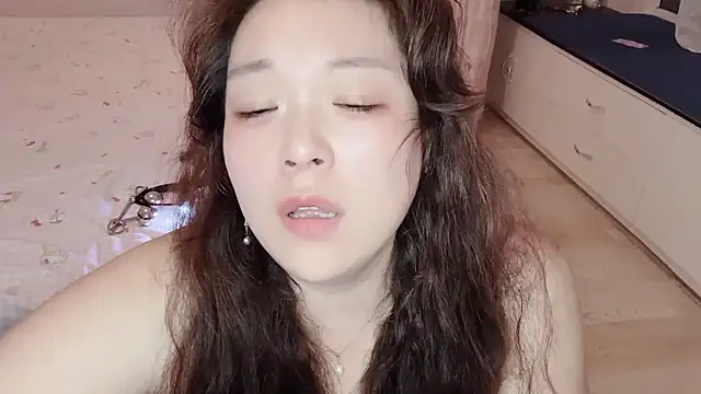 Z30966903S online show from March 26, 1:46 pm