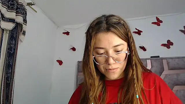 Snapshot of Anny_Fox- chatting on October 3, 3:11 am Anny Fox- online show from October 3, 3:11 am