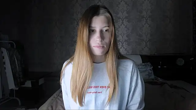 Agnes Allenn online show from October 6, 10:32 am