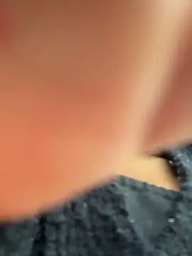 lauraltt online show from November 15, 6:31 pm