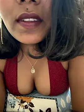 priyadevi17 online show from January 17, 6:37 pm