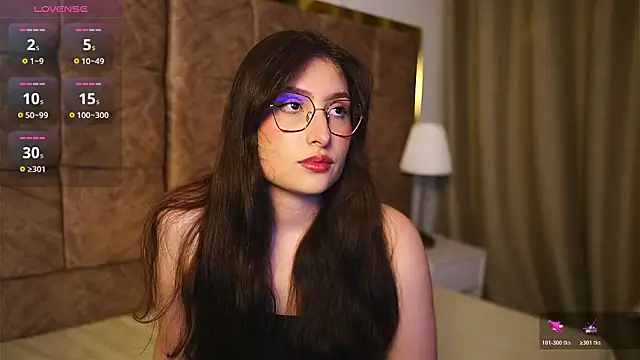 Daisha Riley online show from March 10, 3:43 am