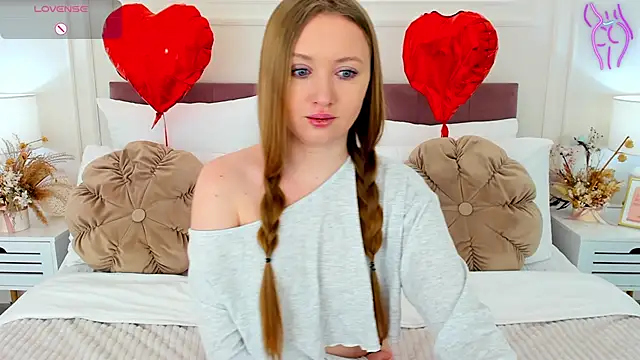 ChloeSug online show from February 17, 8:19 pm