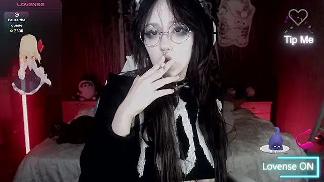 chloe crystall killer online show from October 6, 8:20 am