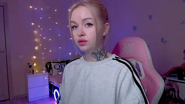 Naughty Mable online show from April 3, 1:14 am