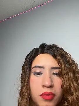 cami laflaca 69 online show from November 11, 9:01 pm