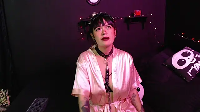 rousstattoo online show from November 5, 1:33 am