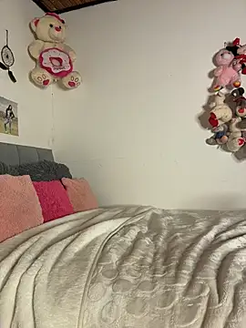 Charlotemonroe online show from November 7, 2:17 am