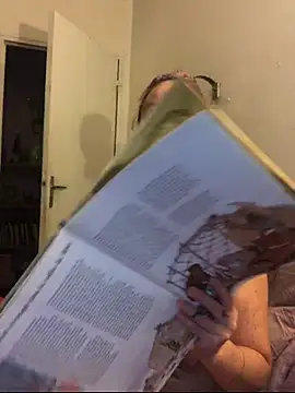 BELLAMORGANE1 online show from March 20, 9:52 pm