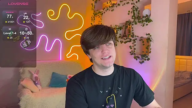 RobertAndLinela online show from November 18, 5:14 pm